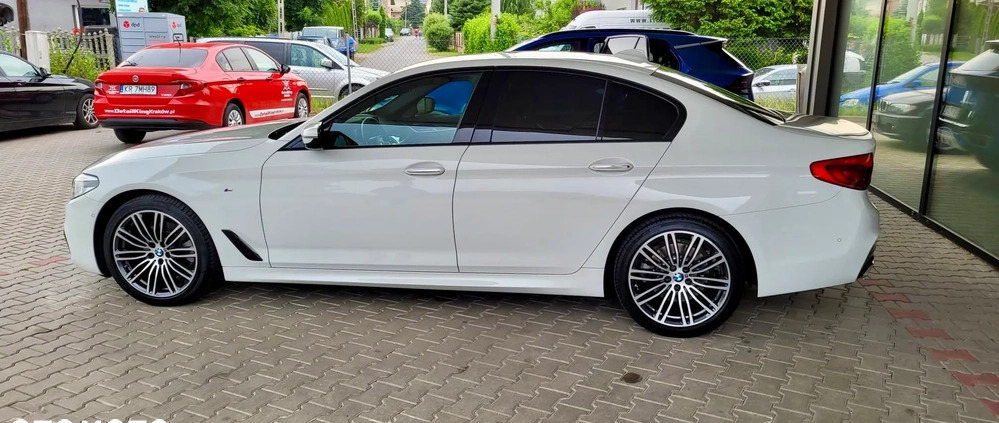 BMW Seria 5 cena 133000 przebieg: 114000, rok produkcji 2017 z Kraków małe 232